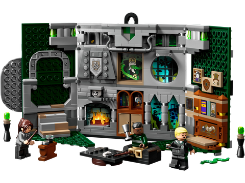 LEGO 76410 Slytherin House Banner